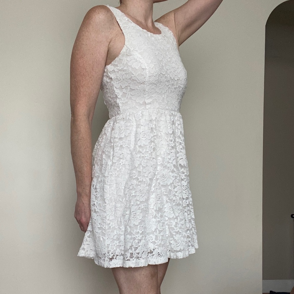 White lace dress